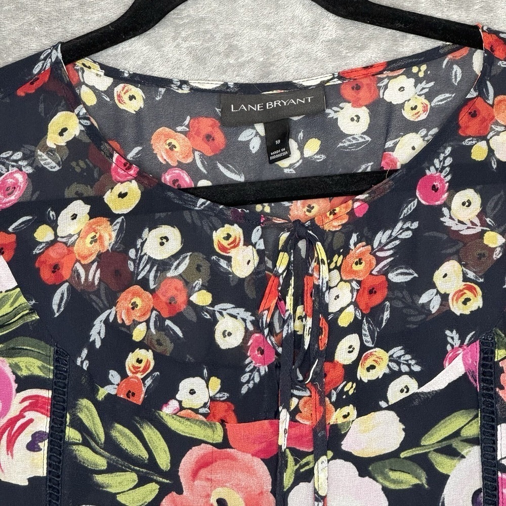 Lane Bryant 18 1X Shirt Top Navy Blue Floral Long Sleeve Keyhole Scoop Neck - Picture 4 of 8